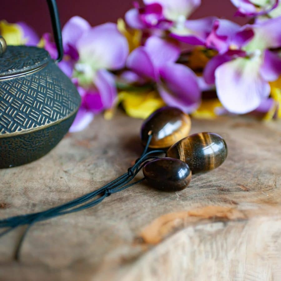 tiger's eye yoni egg