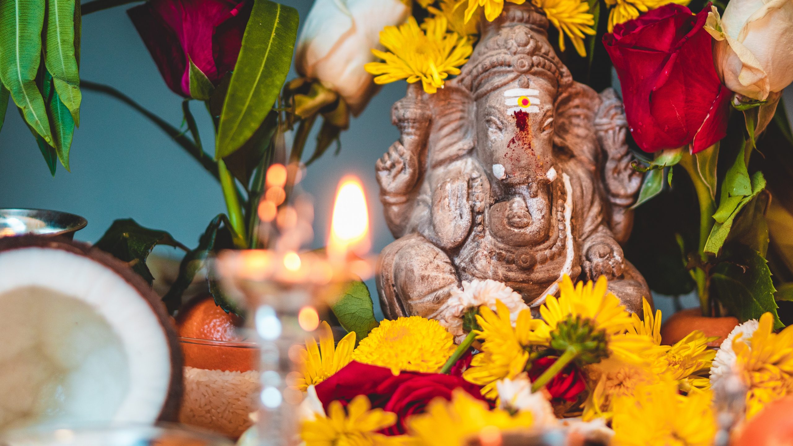ganesh statue stone 