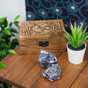 Raw Terahertz Stone 4 - 6 cm