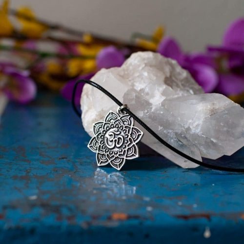 Ohm Symbol Explained: Cosmic Forces in Sacred Sounds