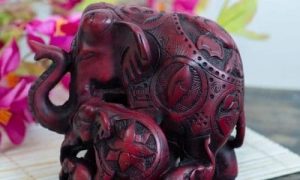Decorative Figurines