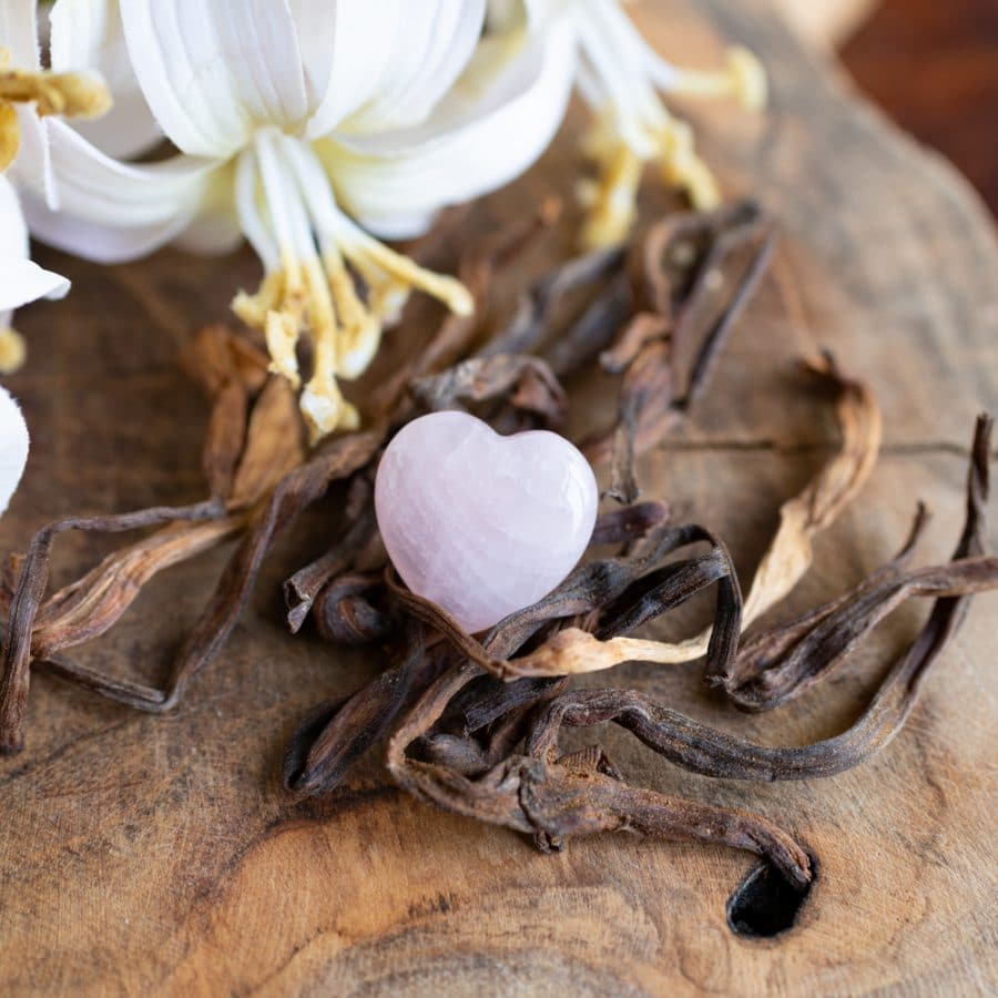rose quartz worry stone heart