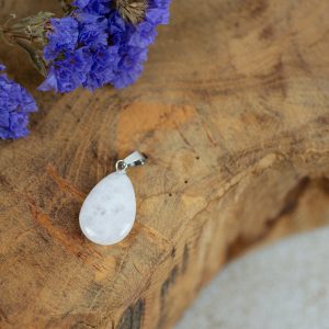 Drop-Shaped Gemstone Pendant White Jade (20 mm)