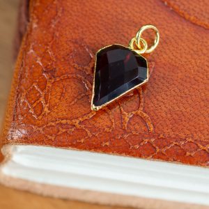 Gemstone Pendant Garnet Diamond Shape - Gold Plated - 15 x 12 mm