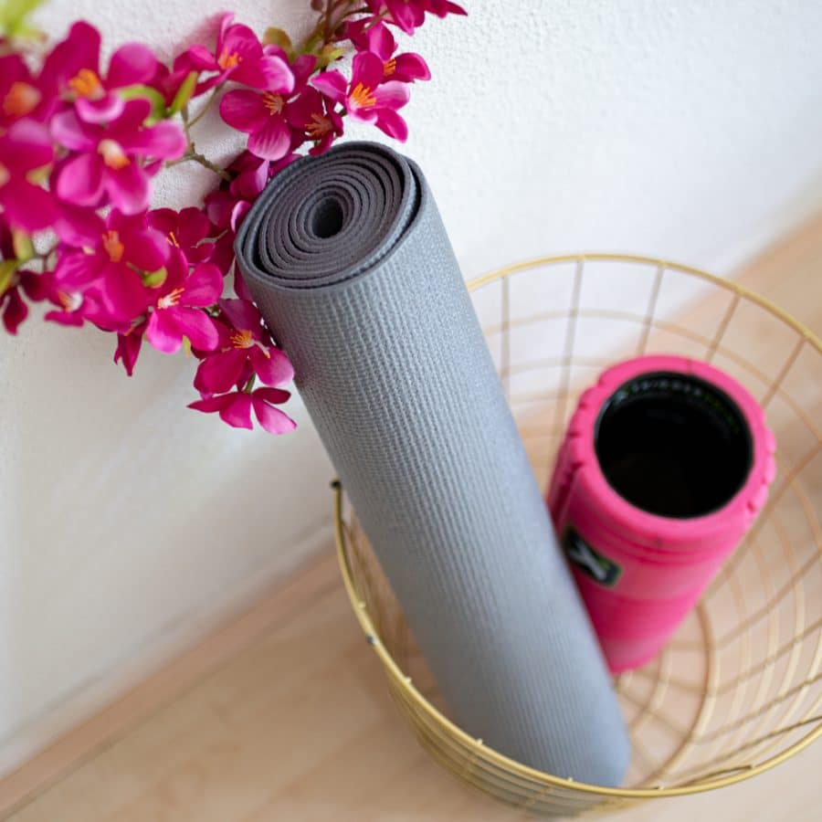 spiru gray pvc yoga mat with pink foam roller